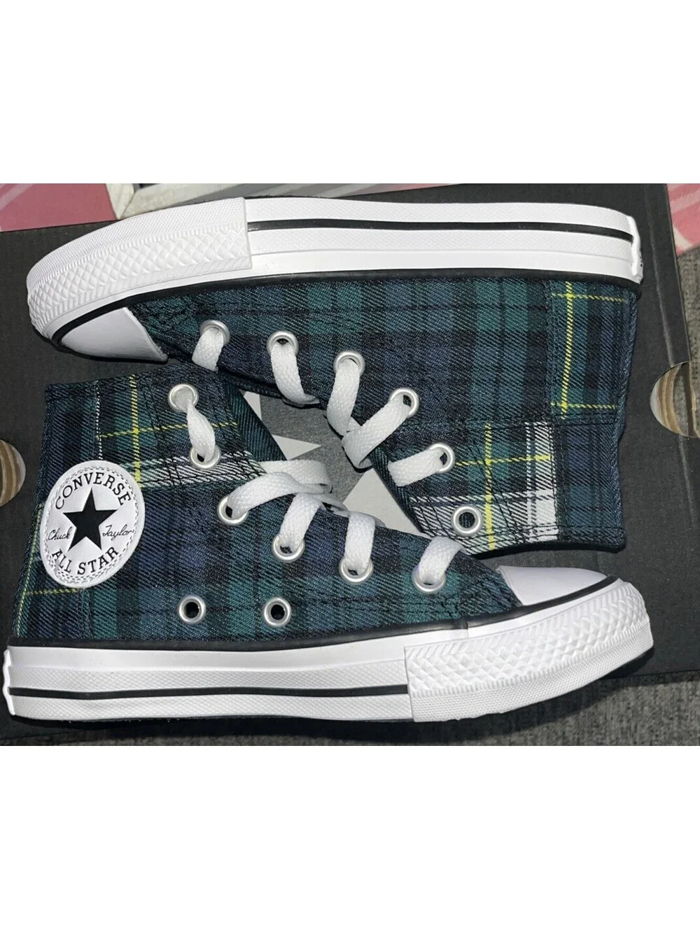 Converse Chuck Taylor All Star Plaid High Boy's Fashion Sneakers Size 11 Youth